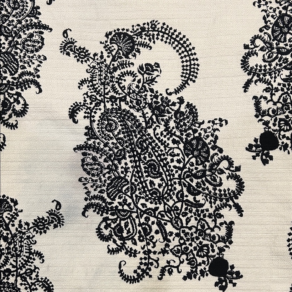 LOFT Black and White Paisley Pencil Skirt - Picture 3 of 6